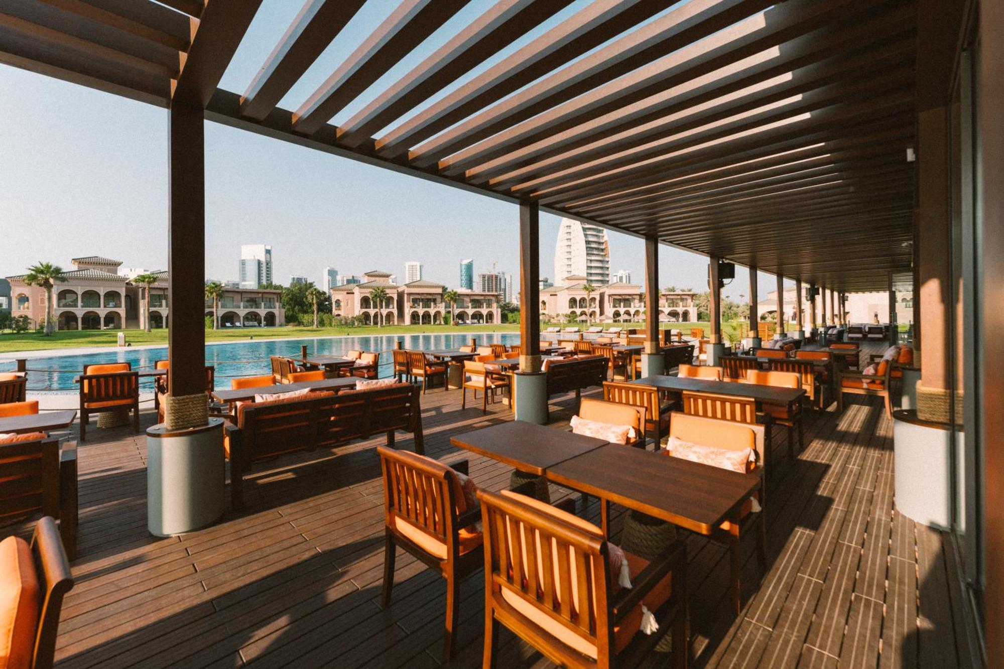 Royal Saray Resort Manama Exterior foto The Village