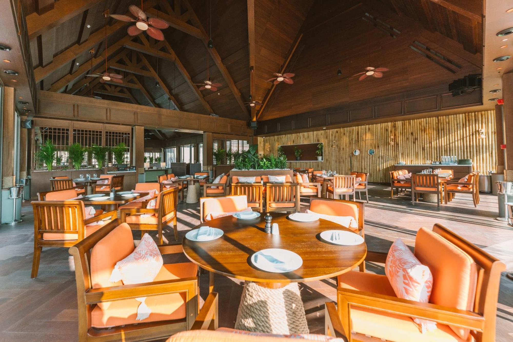 Royal Saray Resort Manama Exterior foto The interior of the restaurant