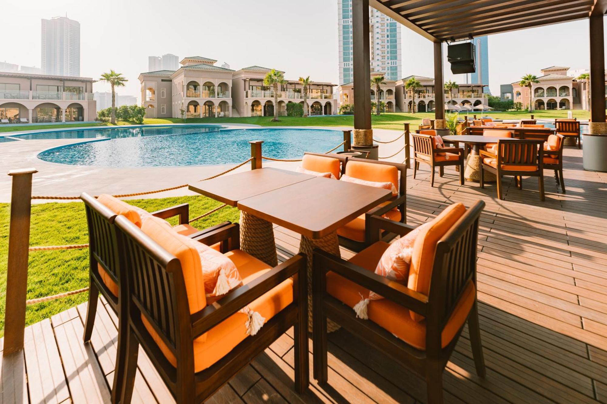 Royal Saray Resort Manama Exterior foto The Village